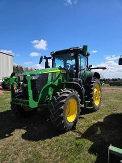 John Deere 7R 210 Tractor