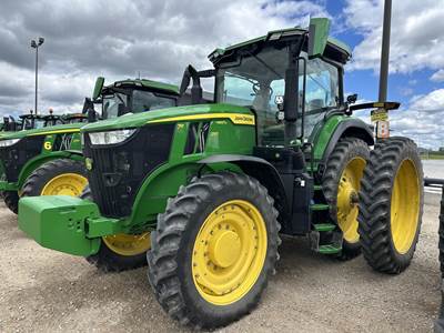 John Deere 7R 250 Tractor
