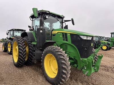 John Deere 7R 250 Tractor