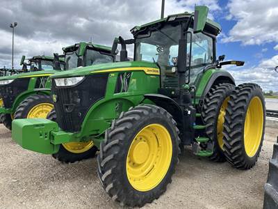 John Deere 7R 250 Tractor