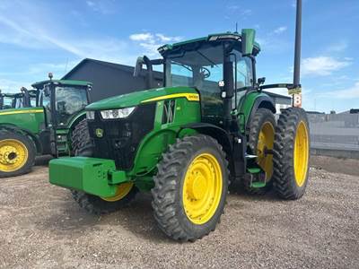 John Deere 7R 250 Tractor
