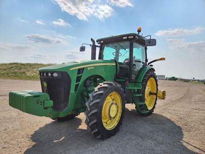 John Deere 8270R Tractor