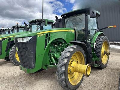 John Deere 8295R Tractor