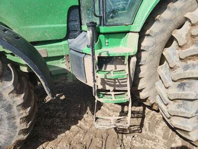 John Deere 8320 Tractor