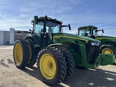 John Deere 8R 230 Tractor