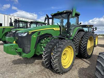 John Deere 8R 230 Tractor