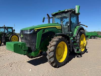John Deere 8R 250 Tractor