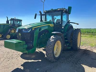 John Deere 8R 250 Tractor
