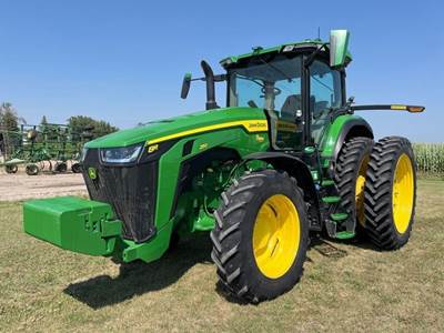 John Deere 8R 250 Tractor