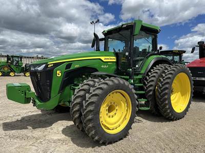 John Deere 8R 250 Tractor