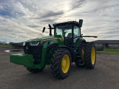 John Deere 8R 250 Tractor