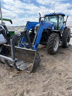 New Holland T7050 Tractor