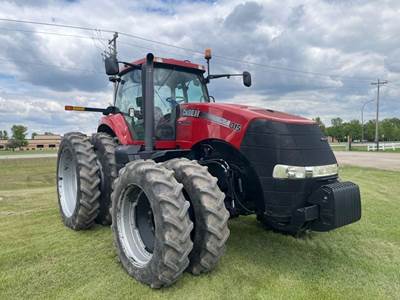 Case IH Magnum 315 Tractor