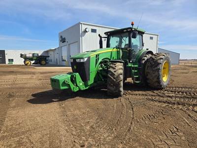 John Deere 8360R Tractor