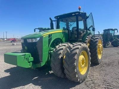 John Deere 8370R Tractor