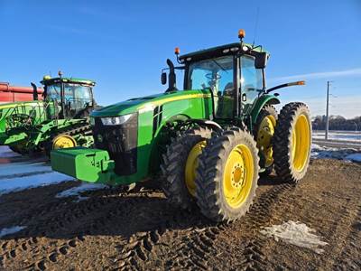 John Deere 8370R Tractor
