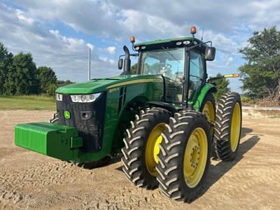 John Deere 8370R Tractor