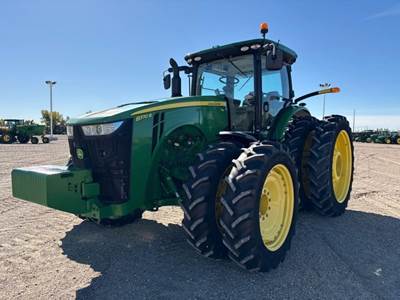 John Deere 8370R Tractor