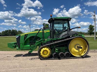 John Deere 8370RT Tractor