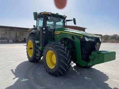 John Deere 8R 370 Tractor