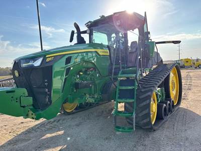 John Deere 8RT 370 Tractor