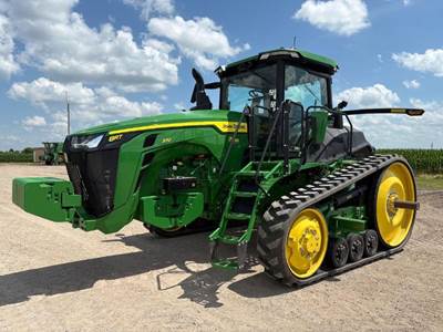 John Deere 8RT 370 Tractor