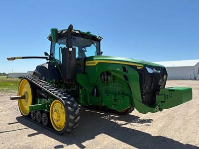John Deere 8RT 410 Tractor