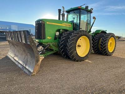 John Deere 9220 Tractor