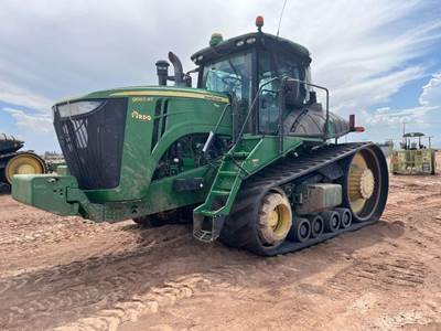 John Deere 9560RT Tractor