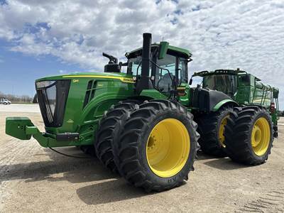 John Deere 9R 590 Tractor
