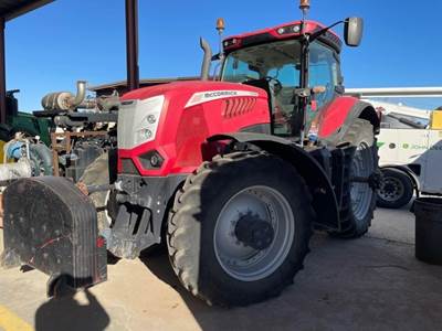 McCormick X8.680 Tractor