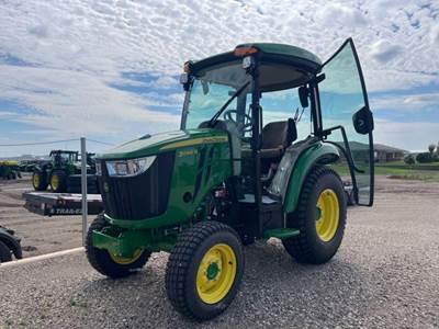 John Deere 3046R Tractor