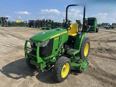 John Deere 3046R Tractor