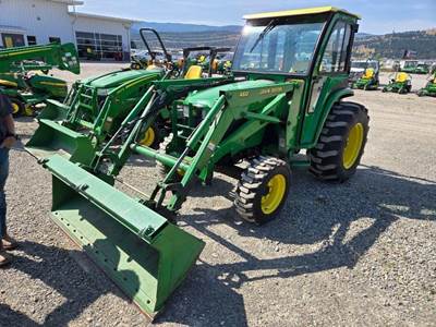 John Deere 4710 Tractor
