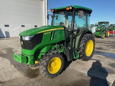 John Deere 5090GN Tractor - 90 HP