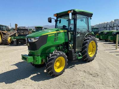 John Deere 5090GN Tractor - 90 HP