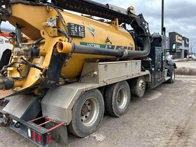 Kenworth T880 Vacuum Truck