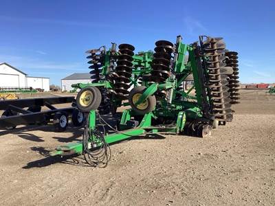 John Deere 2623VT