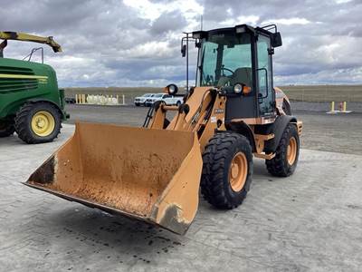 Case 321E Wheel Loader
