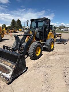John Deere 304 G-TIER Wheel Loader