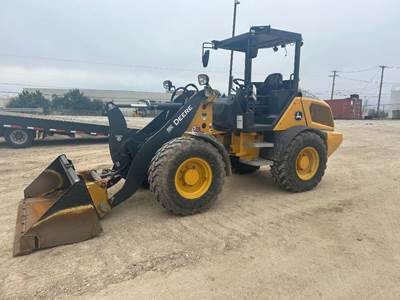 John Deere 304 G-TIER Wheel Loader