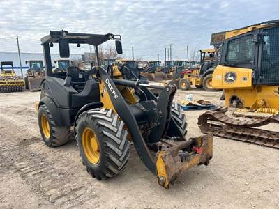 John Deere 304L Wheel Loader