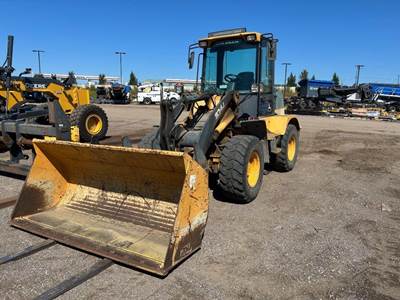 John Deere 324J Large Wheel Loader