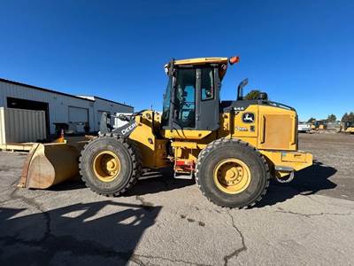 John Deere 444 P-TIER Wheel Loader