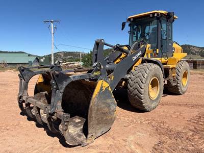 John Deere 444 P-TIER Wheel Loader