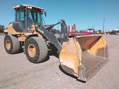 John Deere 444L Wheel Loader
