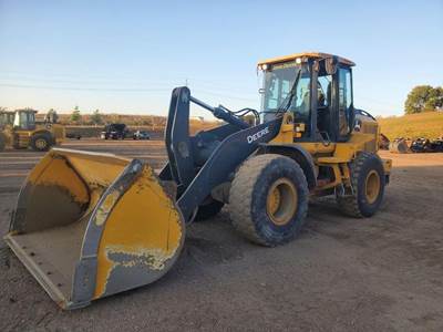 John Deere 524 P-TIER Wheel Loader
