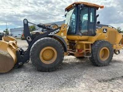 John Deere 524 P-TIER Wheel Loader