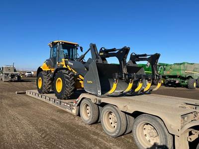John Deere 524 P-TIER Wheel Loader