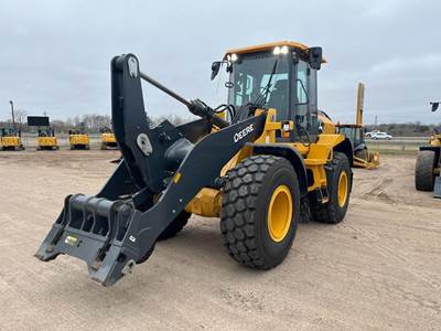 John Deere 524 P-TIER Wheel Loader